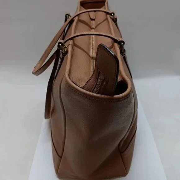 Coach East West City Tote Bag F23576 Tan Beige Saffiano Leather Shoulderbag GUC - Picture 4 of 16